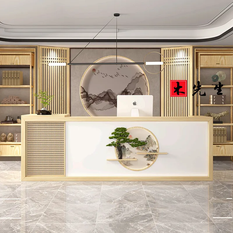 Massief houten receptiebalie i - Spa Wellness Hotel recensie en prijs